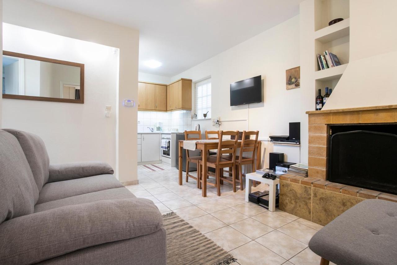 Anavyssos 1 Bedrm 4 Prs Flat 5Min Walk From Beach Kültér fotó