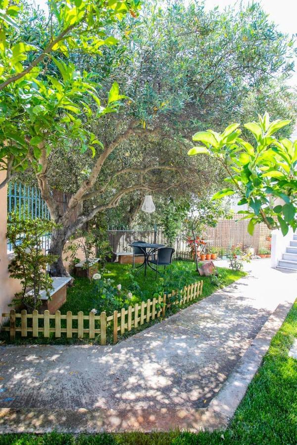 Anavyssos 1 Bedrm 4 Prs Flat 5Min Walk From Beach Kültér fotó